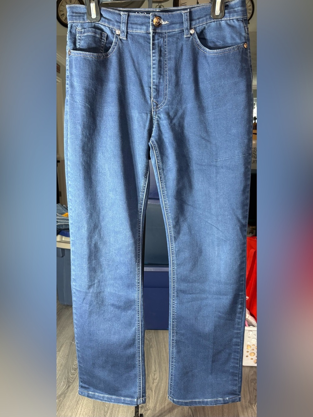 DG2 Donna Gilman Dark Blue Straight Jeans Size 8 EPC